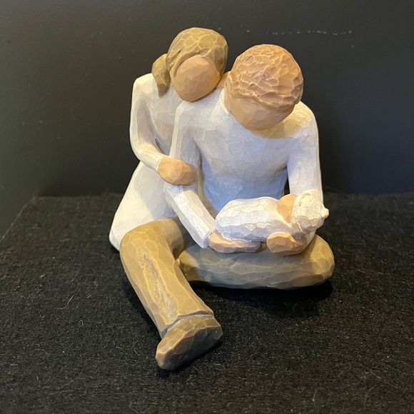 Vintage 2000 Willow Tree New Life Family Embrace Figurine - Brown and Cream - Picture 4 of 13